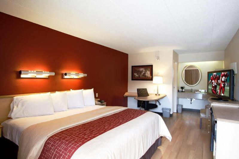 Red Roof Inn Canton Luaran gambar